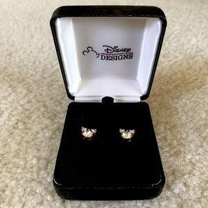 NWT 18K Gold Plated Disney Designs Austrian Crystal Mickey Mouse Stud Earrings